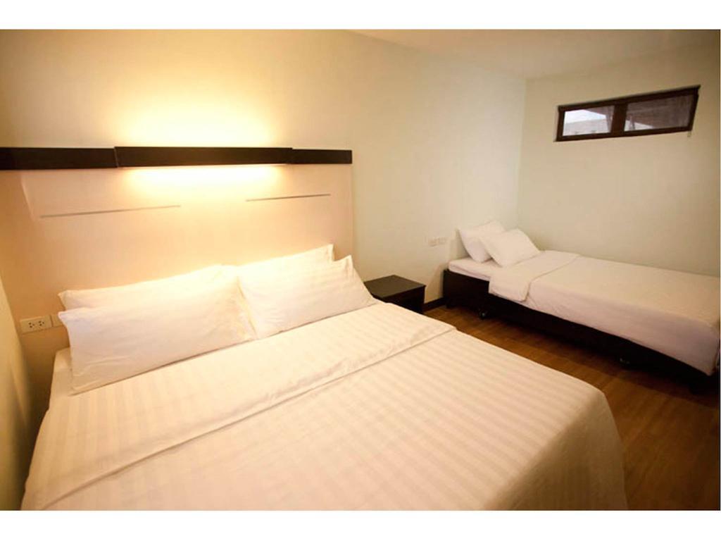 Sugbutel Family Hotel Cebu Powered By Cocotel Eksteriør bilde